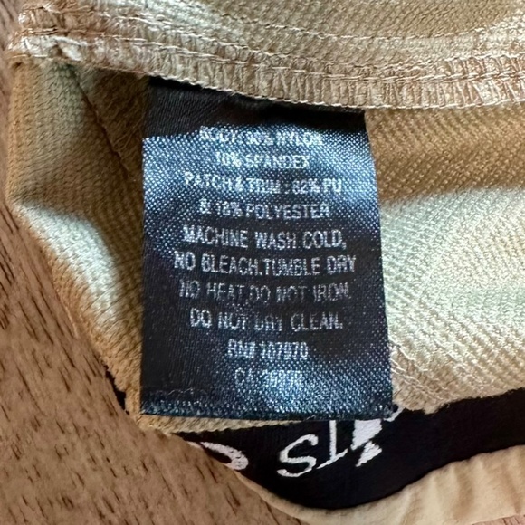 Kerrits Equestrian Knee Patch Riding Breeches - Picture 8 of 10